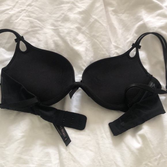 Victoria’s Secret gorgeous sequin push-up bra plunge 32c - Picture 2 of 2